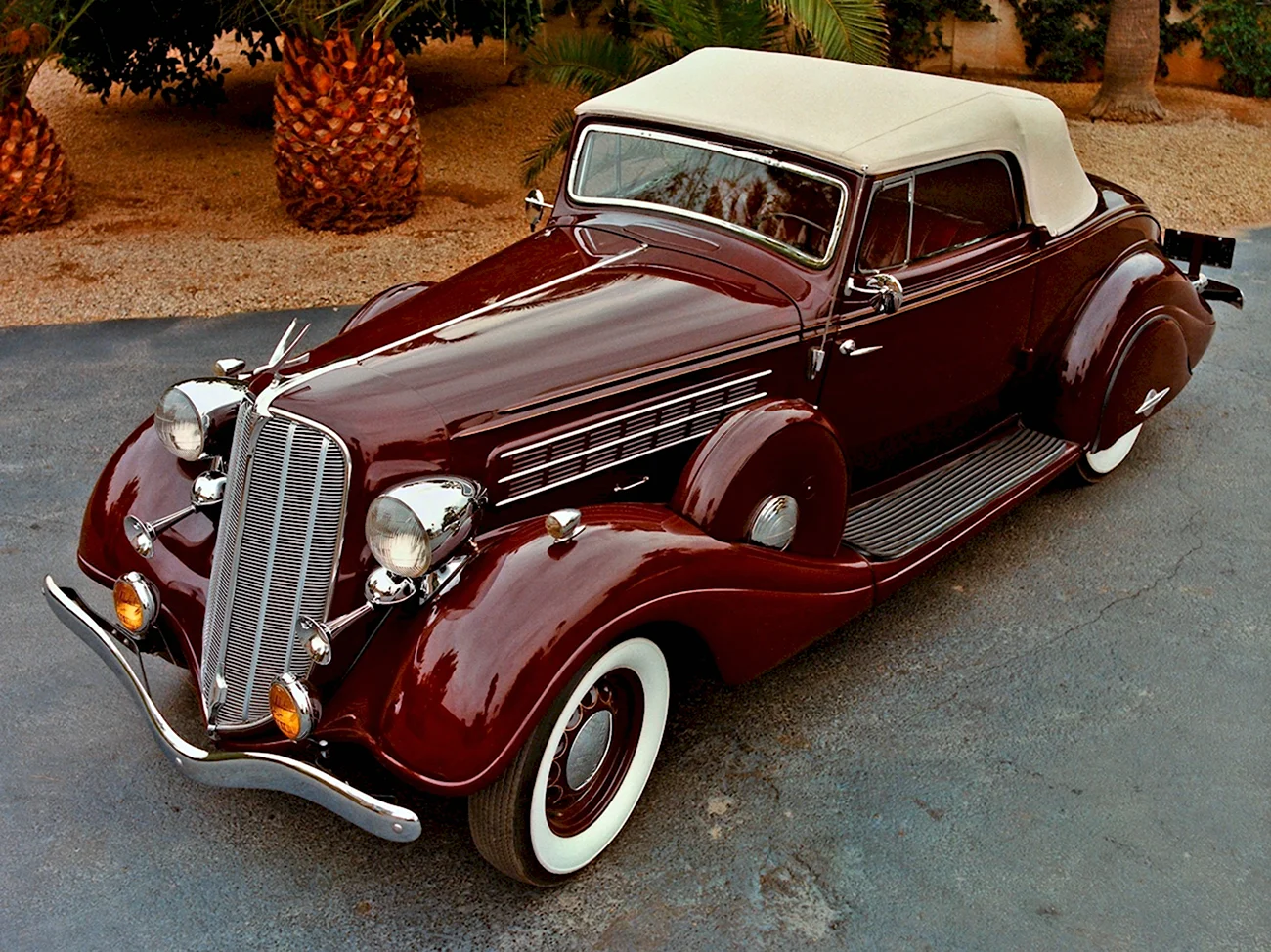 1935 Hudson Deluxe eight Convertible. Картинка