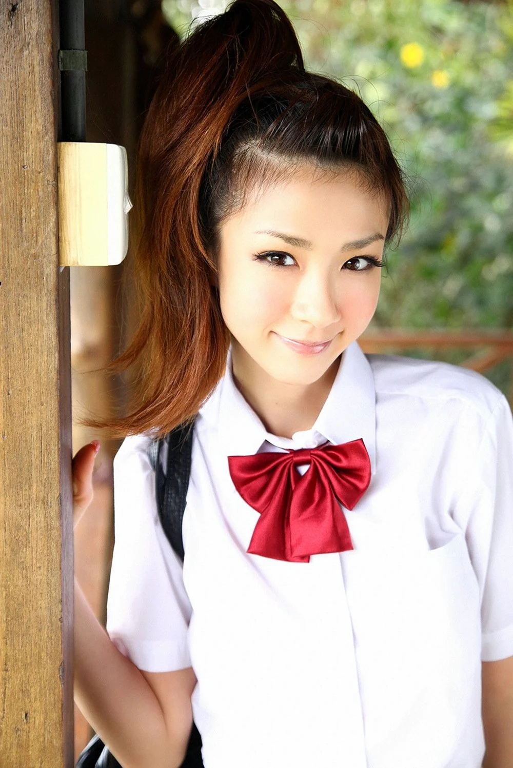 Аки Хосино. Красивая девушка