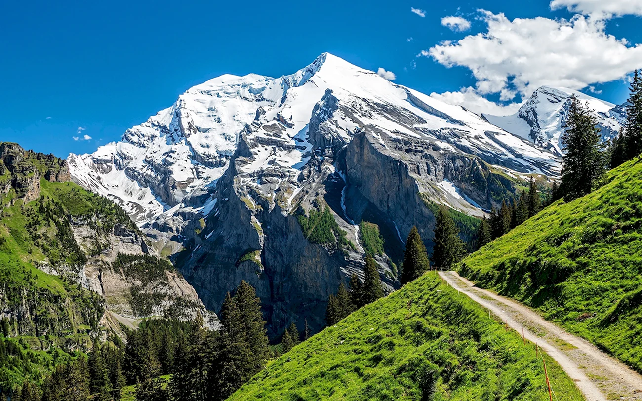 Альпы Швейцария. Красивая картинка