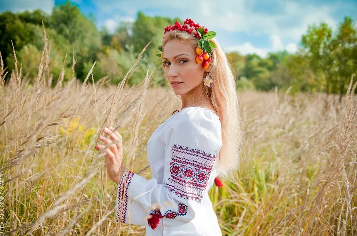 Анастасия Бойко Славяночка. Красивая девушка