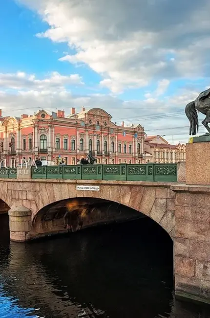 Аничков мост в Санкт-Петербурге. Красивая картинка
