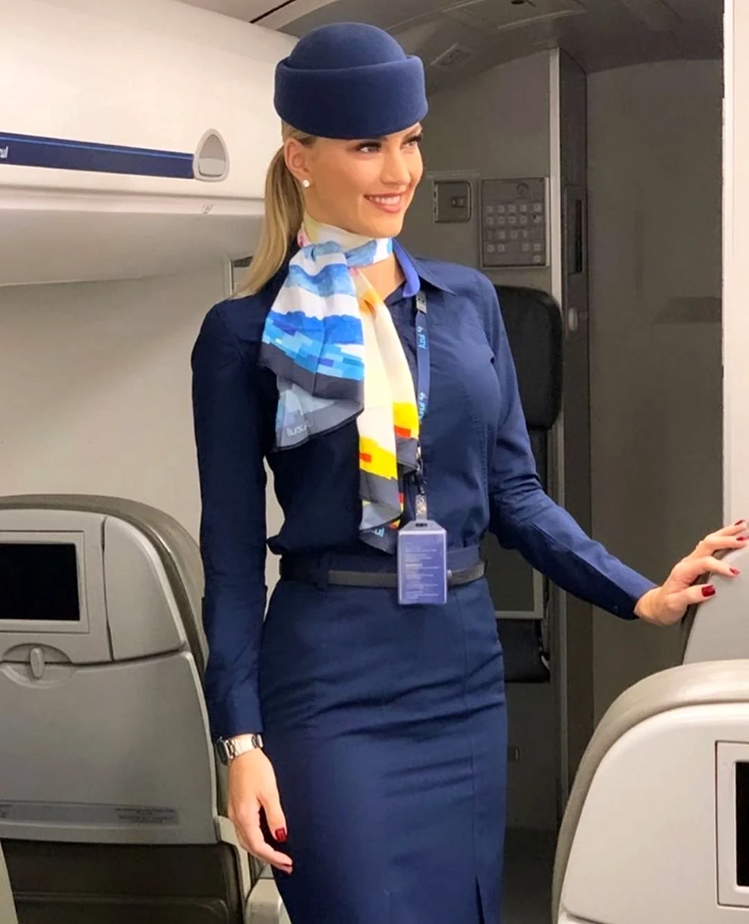 Анна 30 лет Flight attendant в Аэрофлот. Красивая девушка
