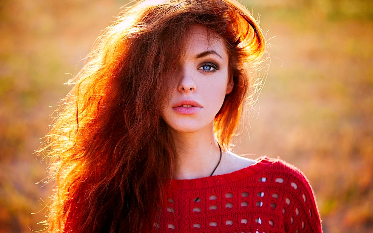 Анна Неврева модель рыжая. Красивая девушка