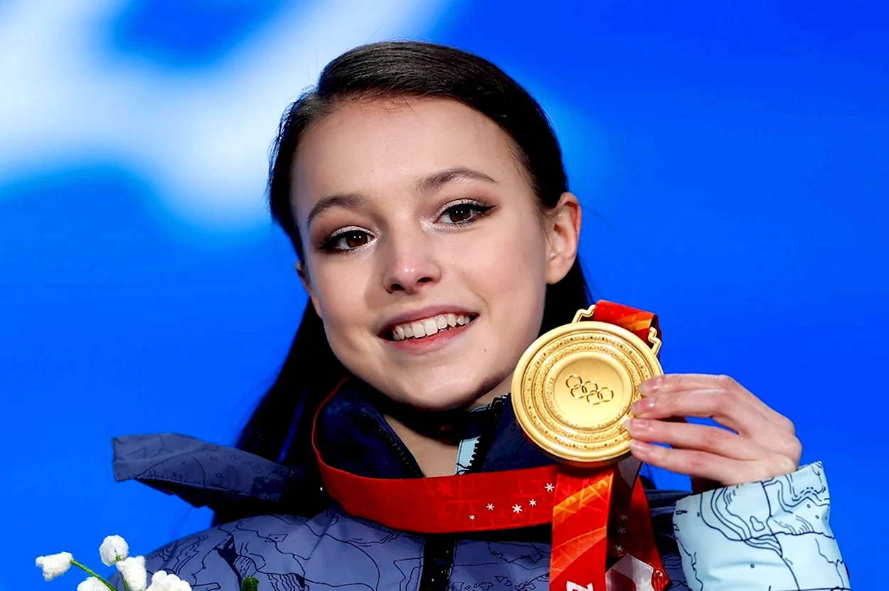 Анна Щербакова Олимпийская чемпионка. Знаменитость