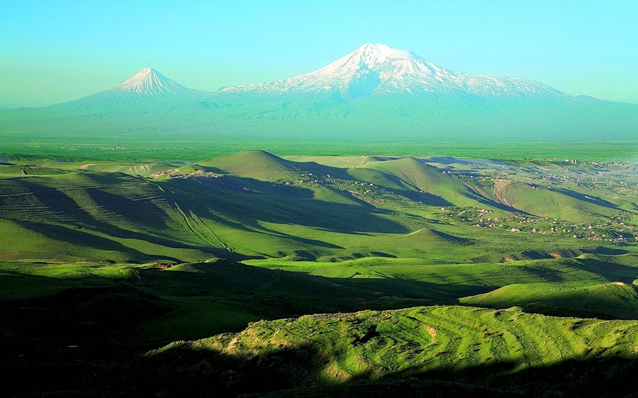 Араратская Долина Армения. Красивая картинка