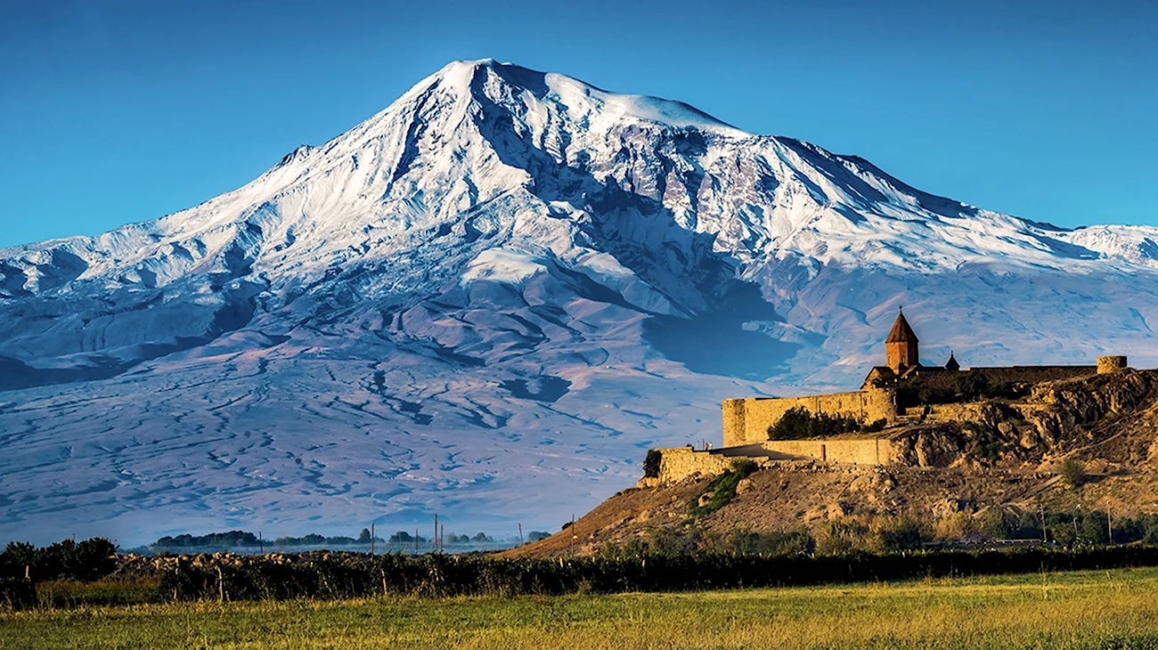 Армения пейзажи Арарат хор Вирап. Красивая картинка