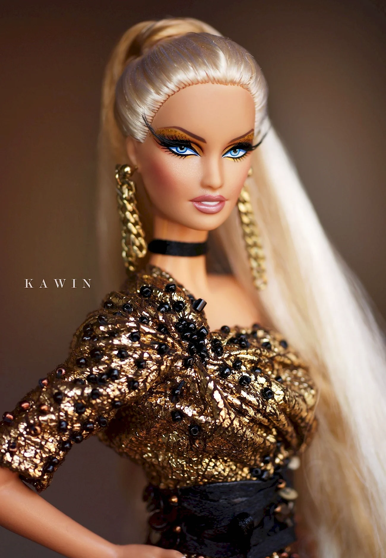 Barbie the blonds blond Gold. Красивая картинка