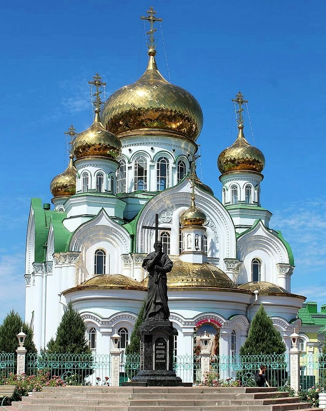 Батайск собор Святой Троицы. Красивая картинка