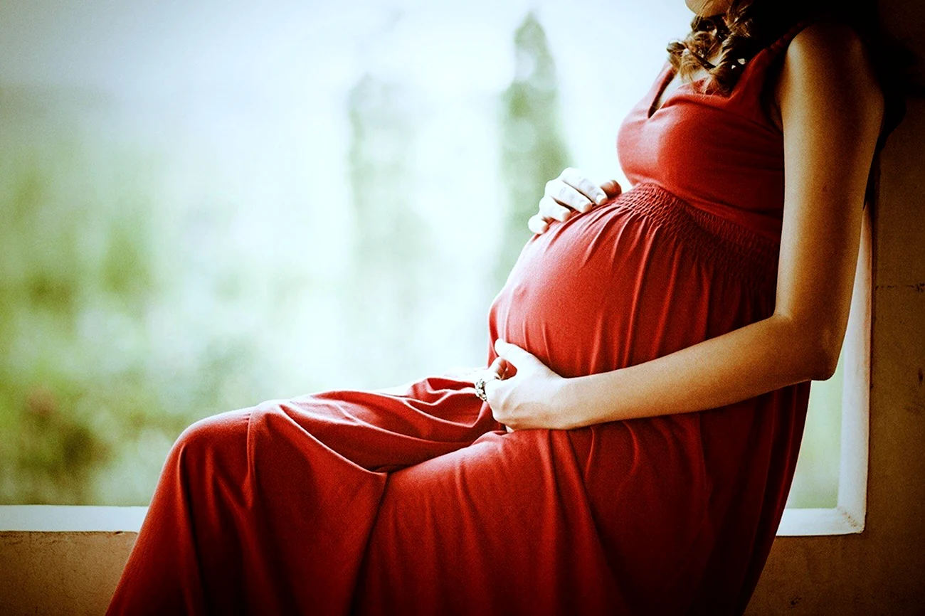 Беременная женщина. Красивая картинка