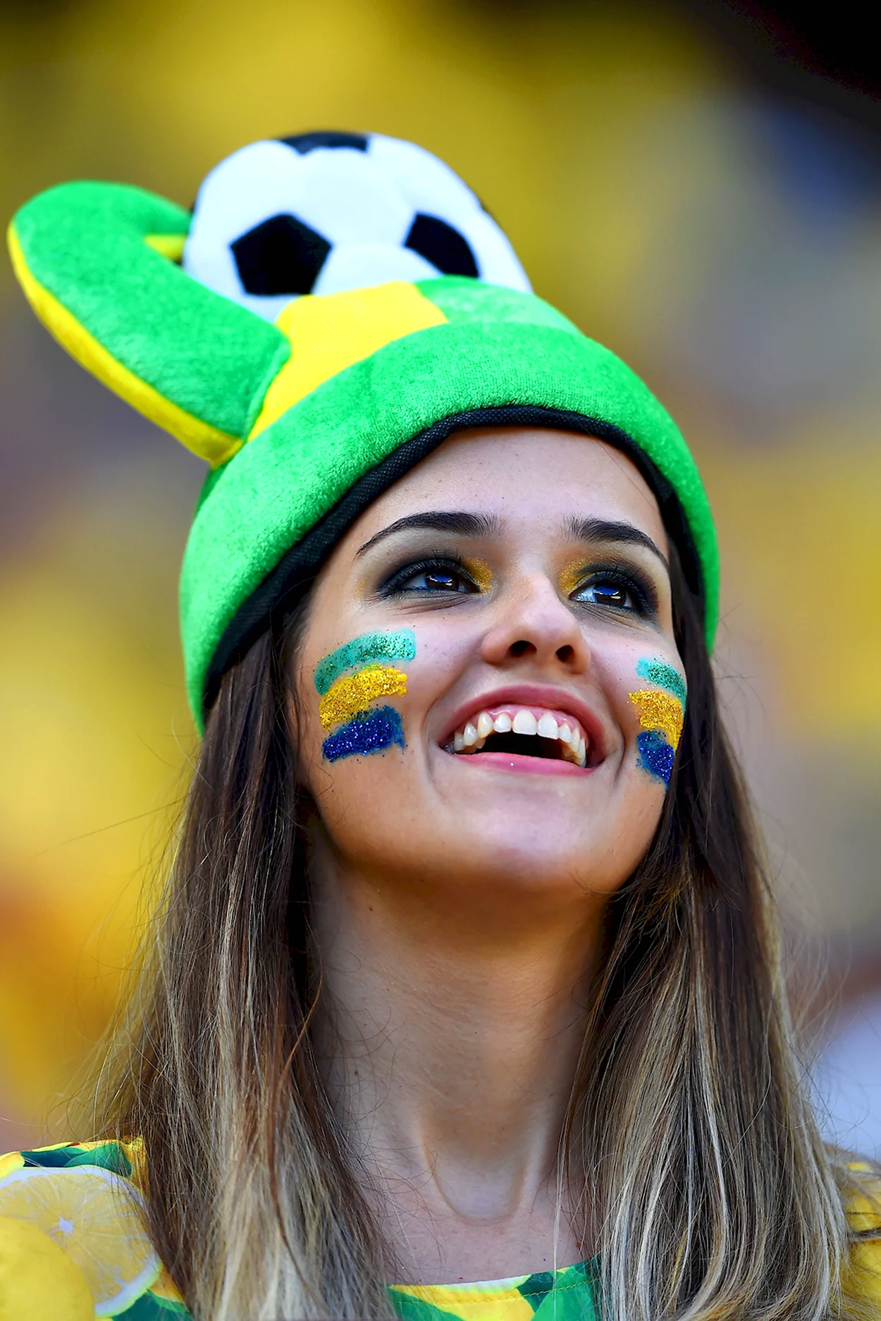 Болельщицы сборной Бразилии. Красивая девушка