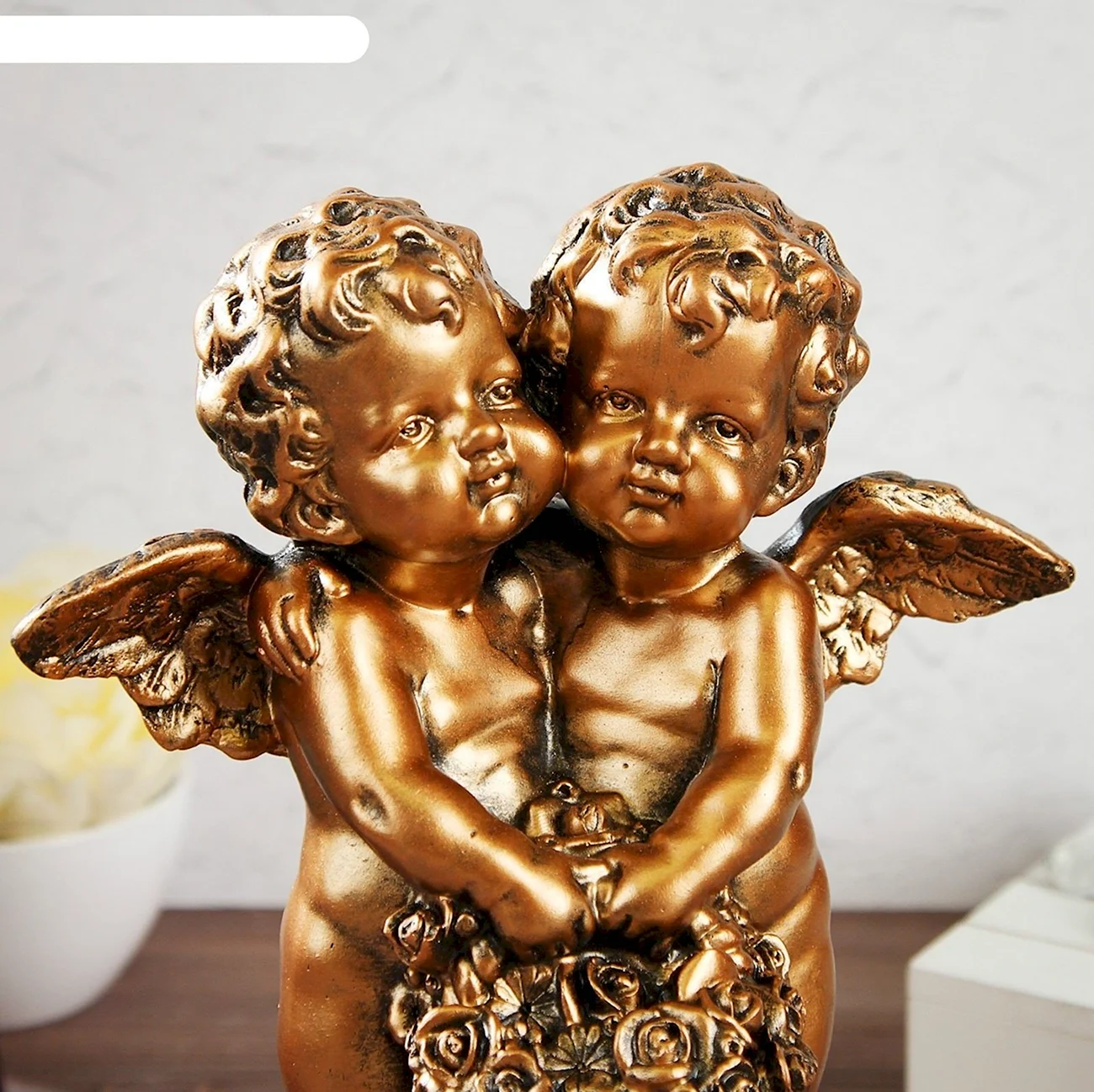 Бронзовые статуэтки ангелов. Поздравление с годовщиной свадьбы