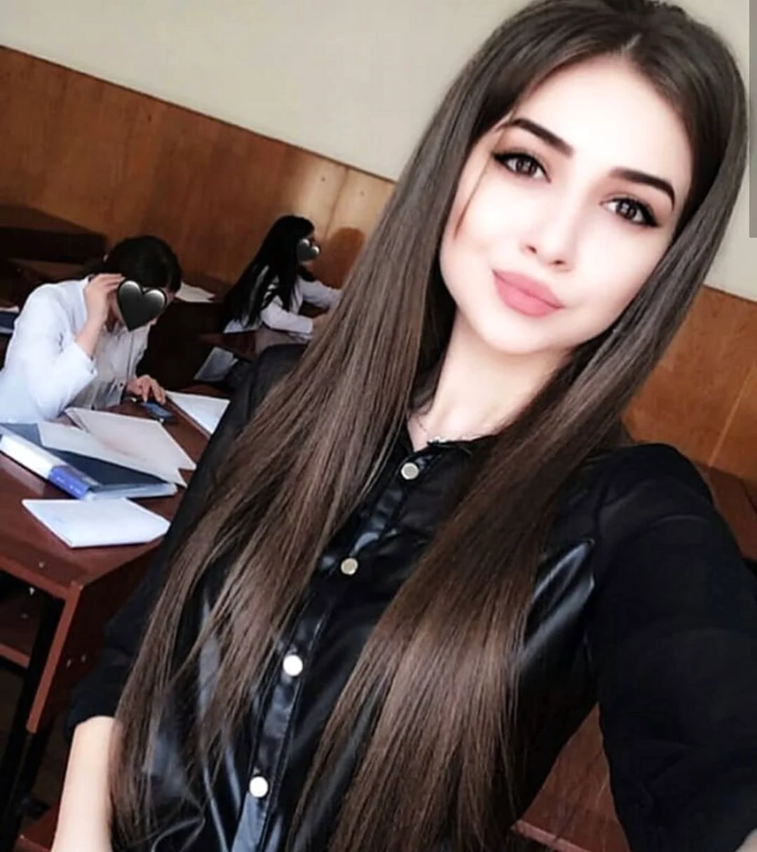Чеченка Фатима Тахгириева. Красивая девушка
