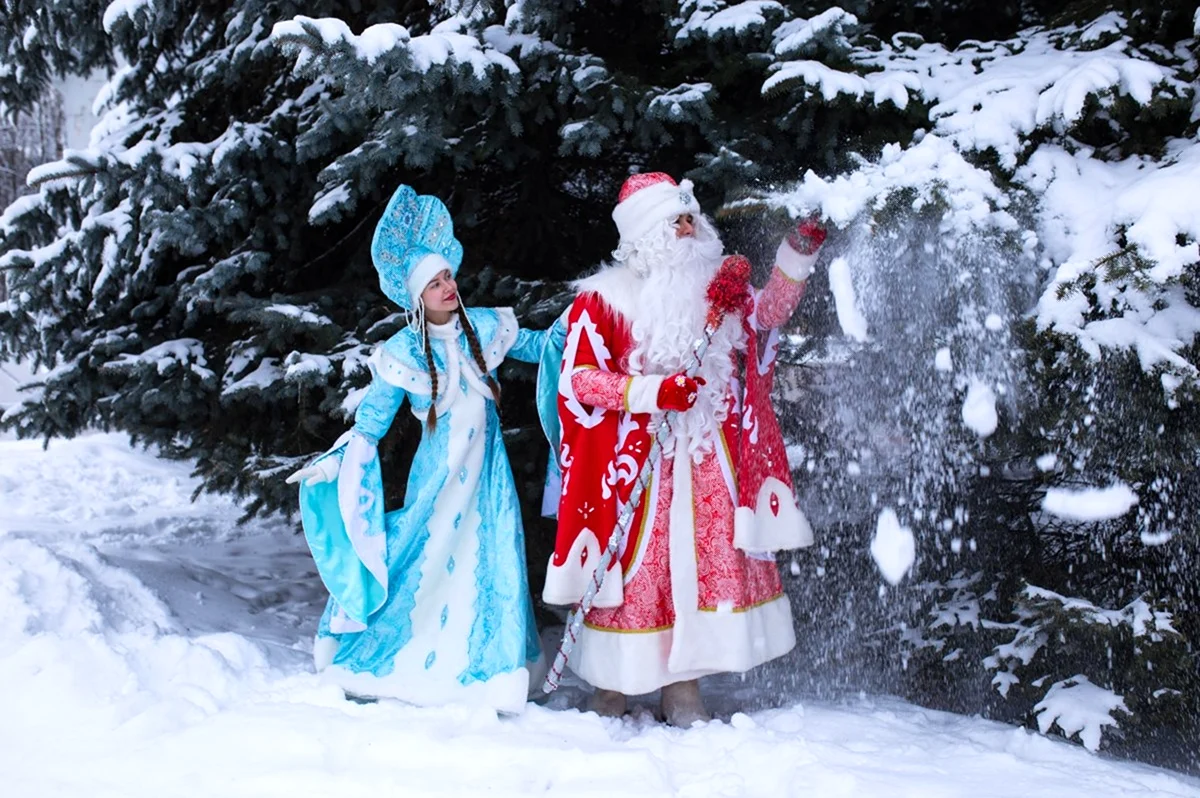 Дед Мороз и Снегурочка. Красивая картинка