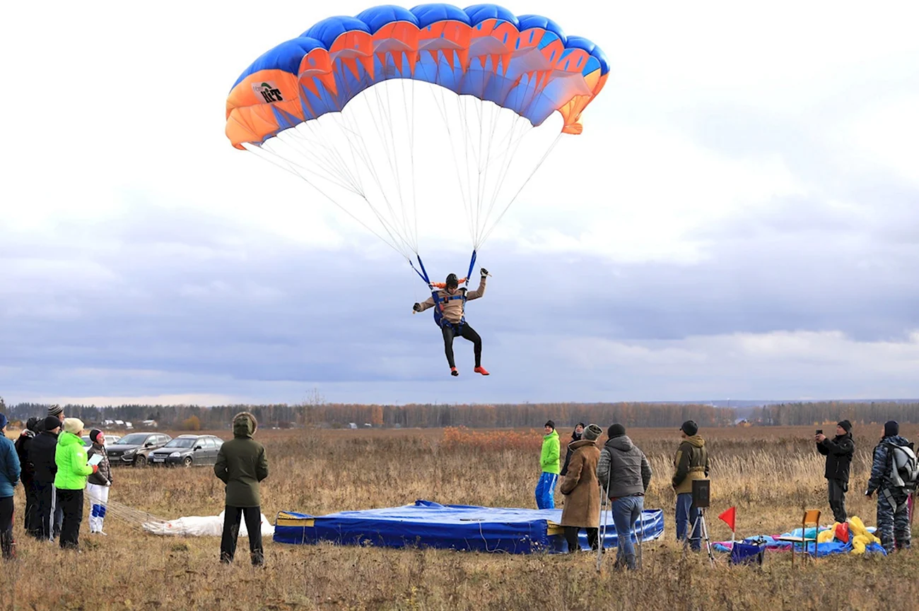 ДОСААФ России прыжки с парашютом. Поздравление