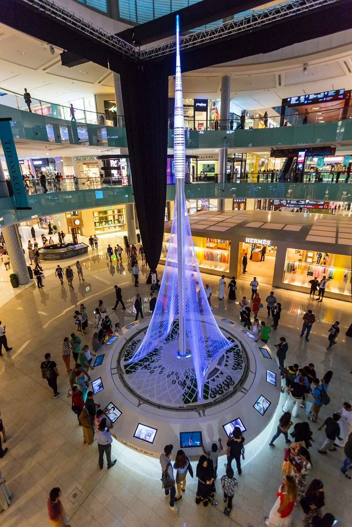 Dubai Mall Дубай. Красивая картинка