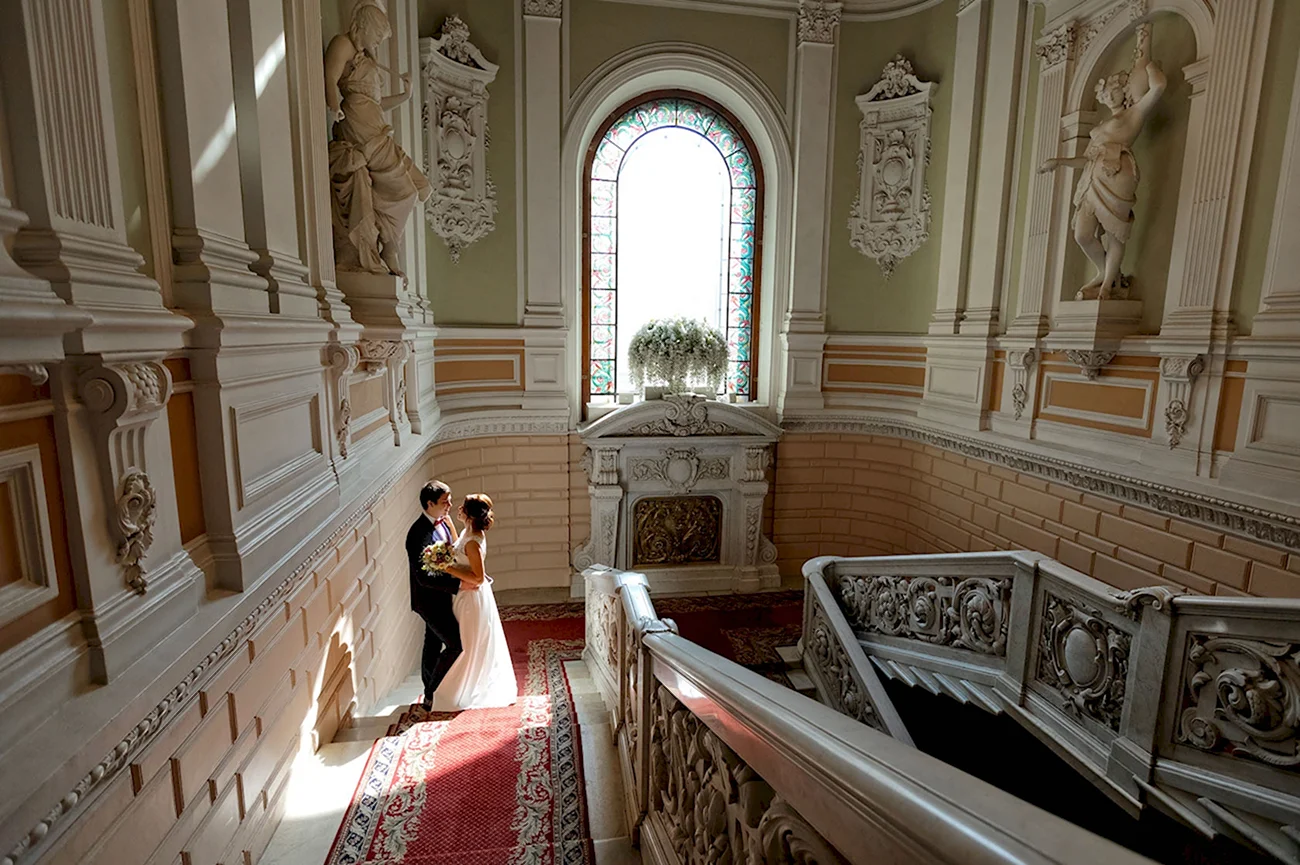 Дворец бракосочетания на английской набережной в Санкт-Петербурге. Красивая картинка