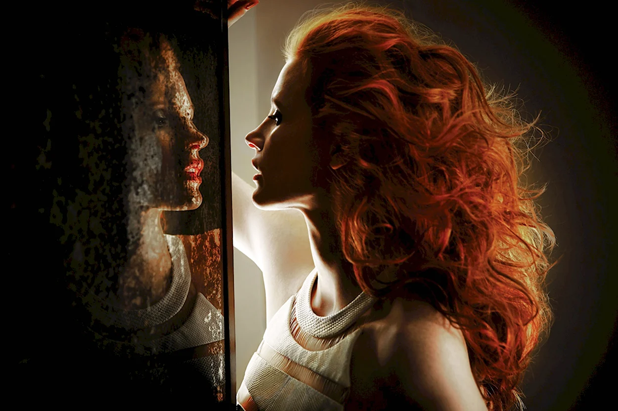 Джессика Честейн рыжие волосы фотосессии. Красивая девушка