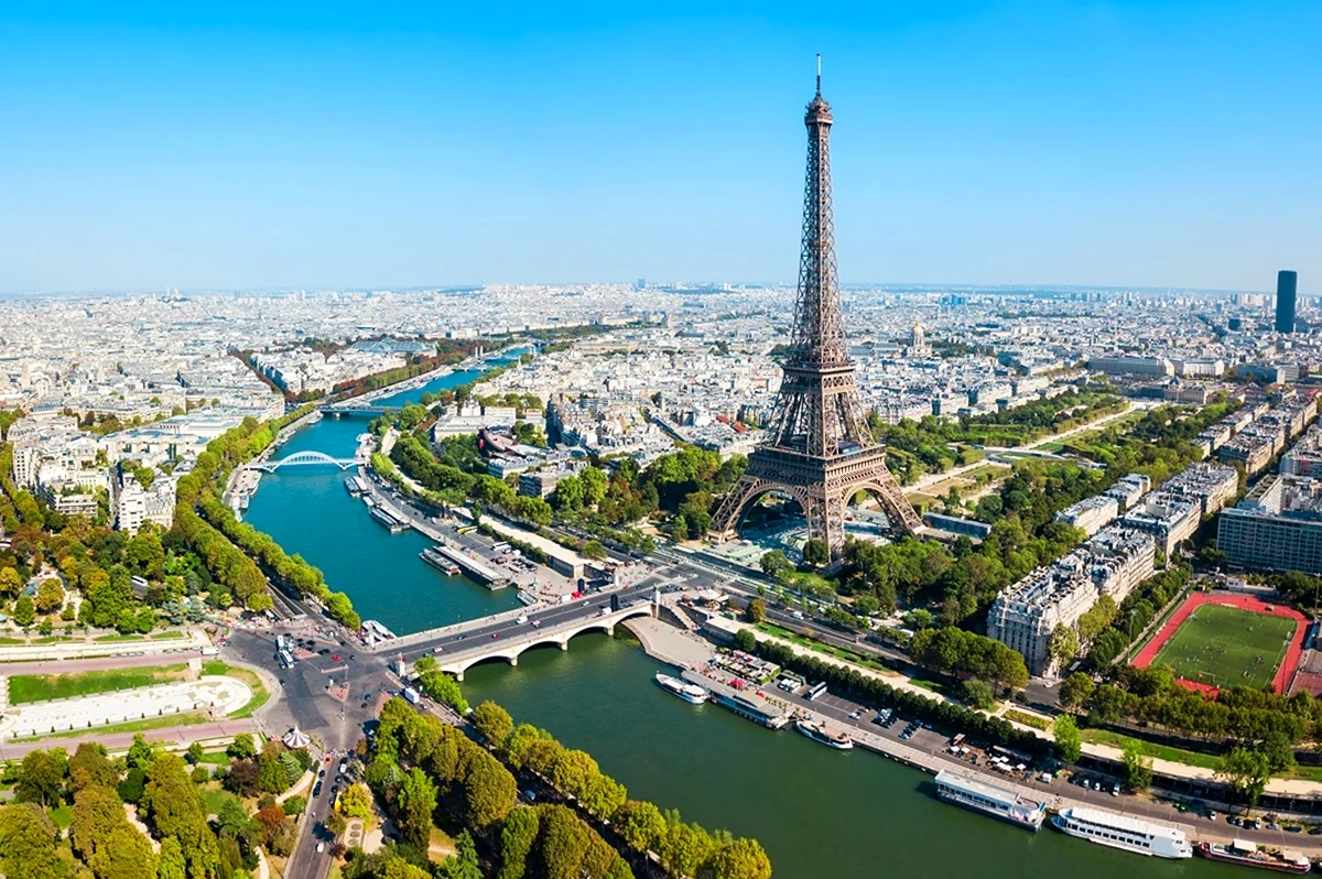 Эйфелева башня в Париже фото. Красивая картинка