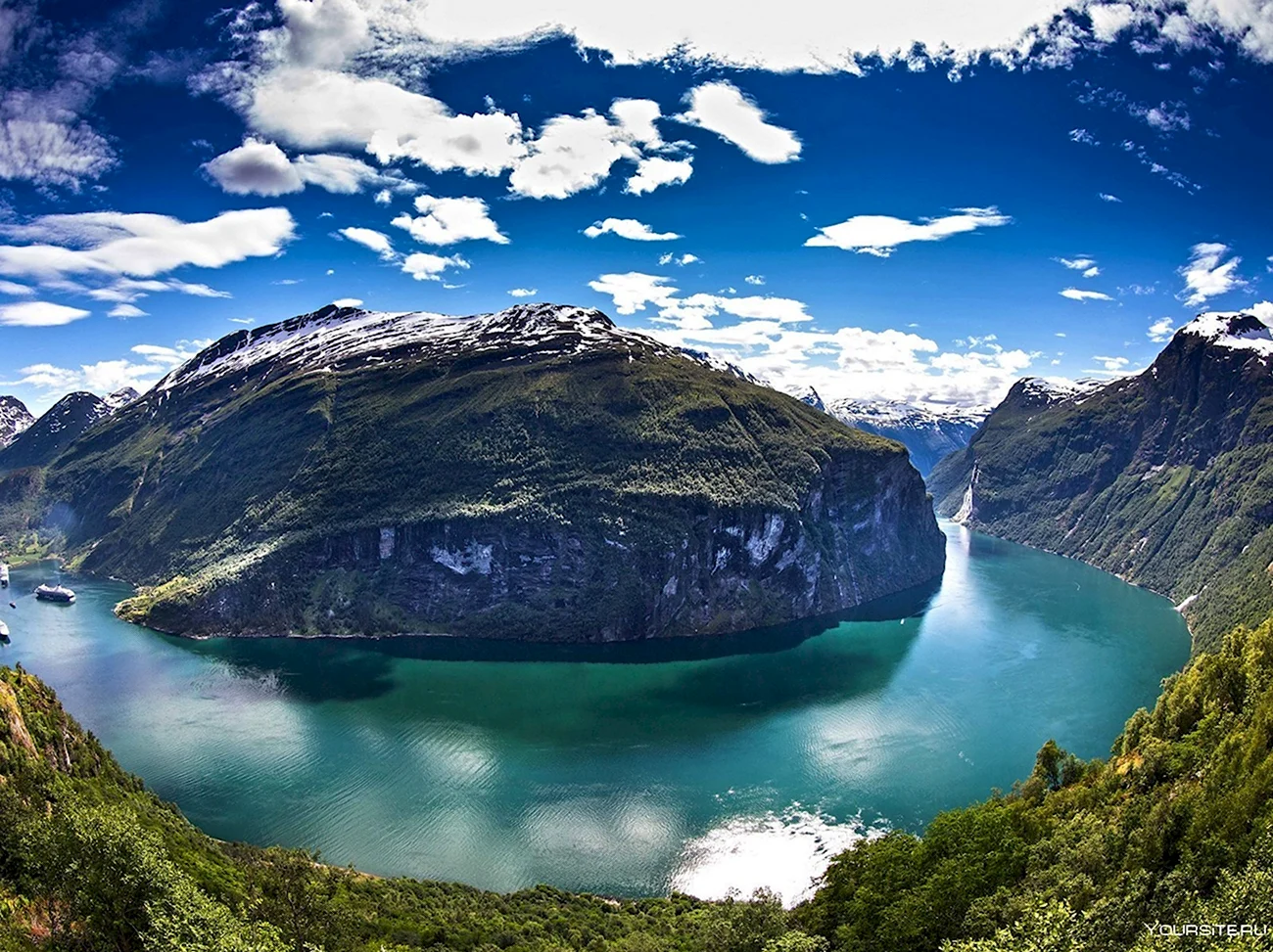 Гйрангерфьорд Норвегия. Красивая картинка