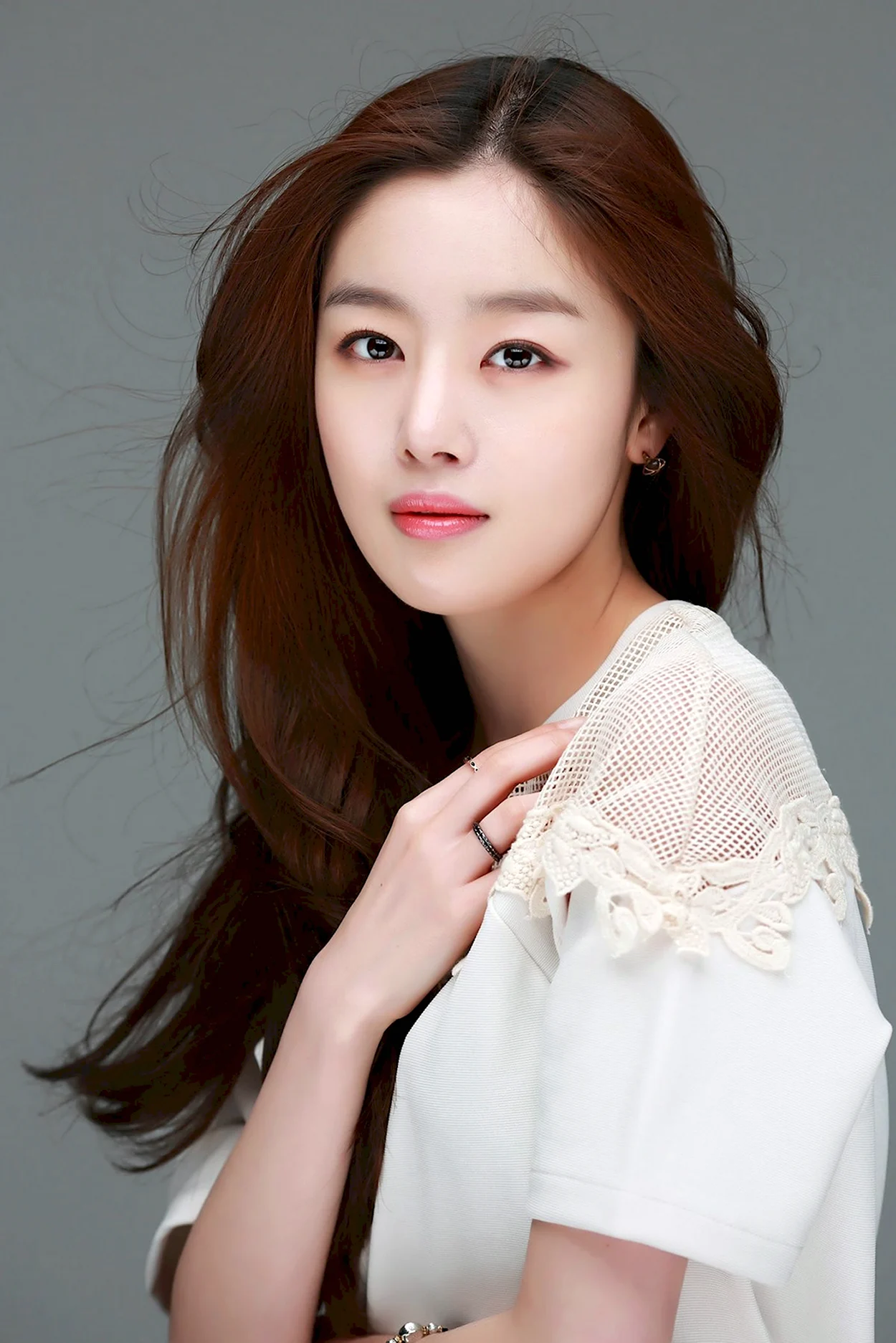 Han Sunhwa. Красивая девушка