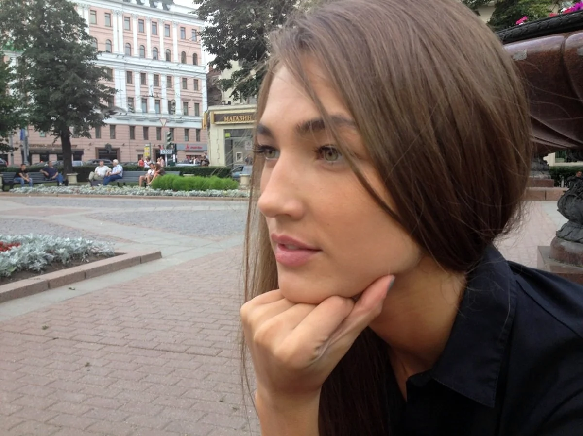 Юлия Фархутдинова. Красивая девушка
