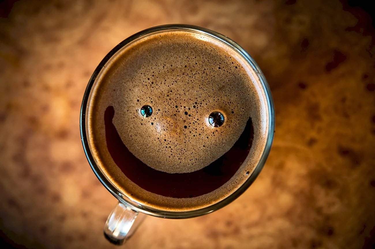 Кофе с улыбкой. Прикольная картинка