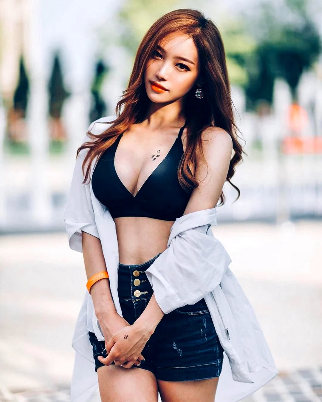 Корейская модель ssovely. Красивая девушка