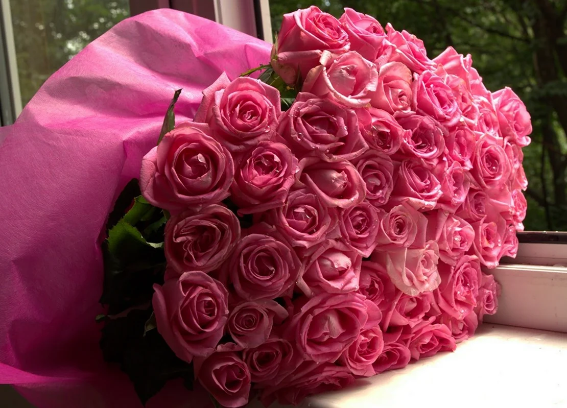 Красивый букет роз для женщины. Красивая картинка