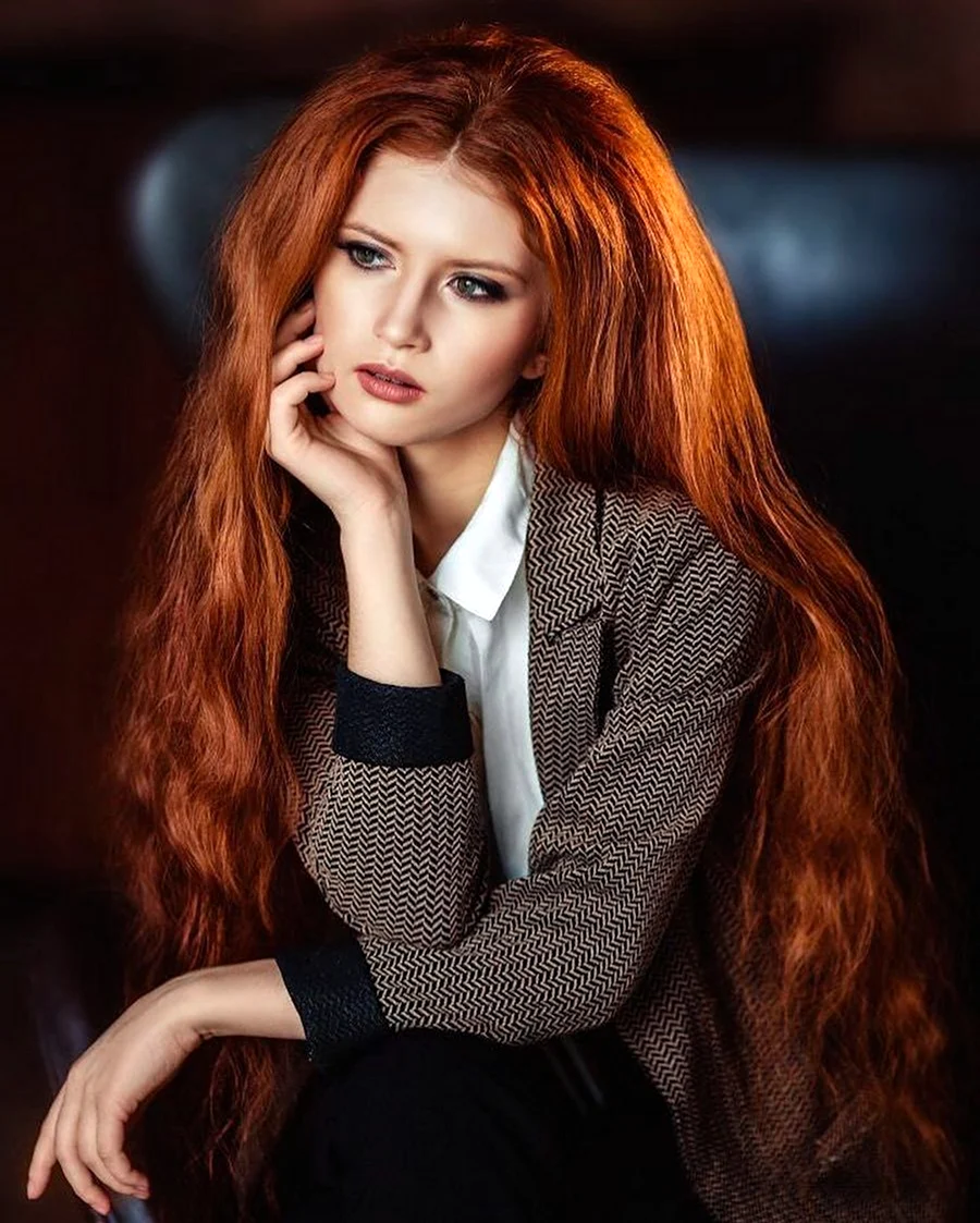 Ксения Антропова модель рыжая. Красивая девушка