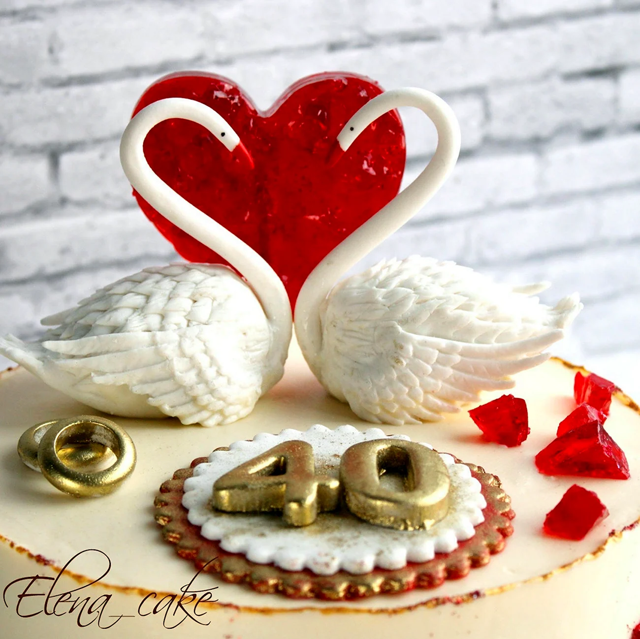 Лебеди на юбилей свадьбы Рубин. Поздравление с годовщиной свадьбы