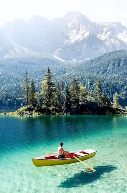 Монтана озеро Флатхед. Красивая картинка