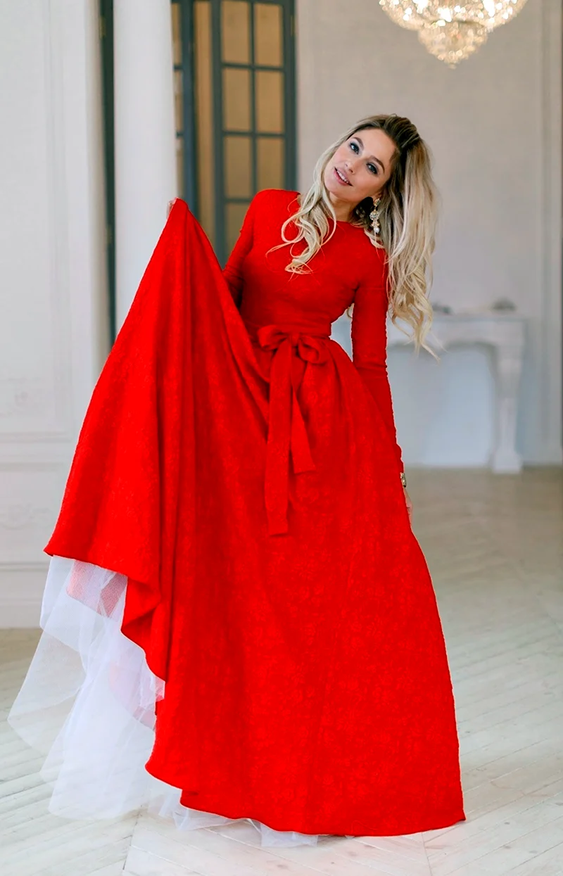 Наталья Рудова в Красном платье. Красивая девушка
