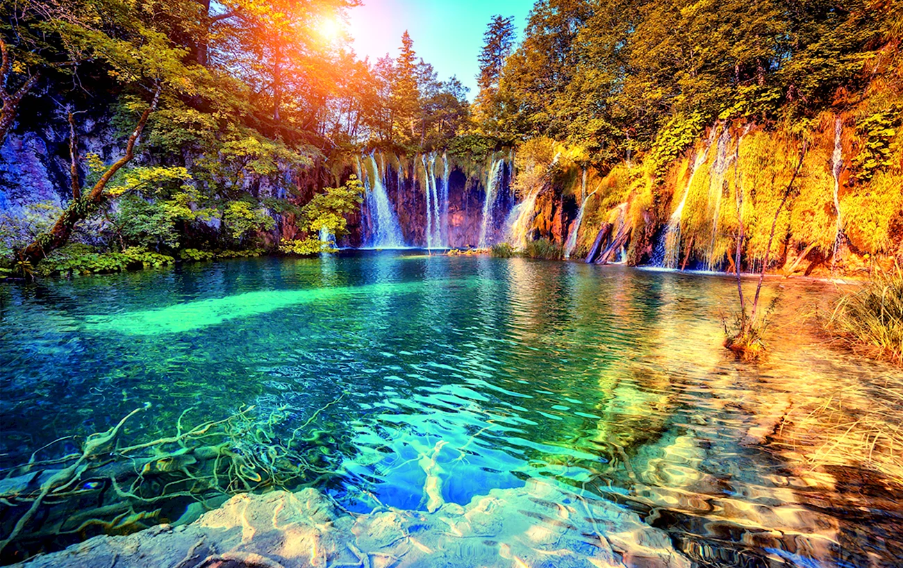 Национальный парк Плитвицкие озера Хорватия. Красивая картинка
