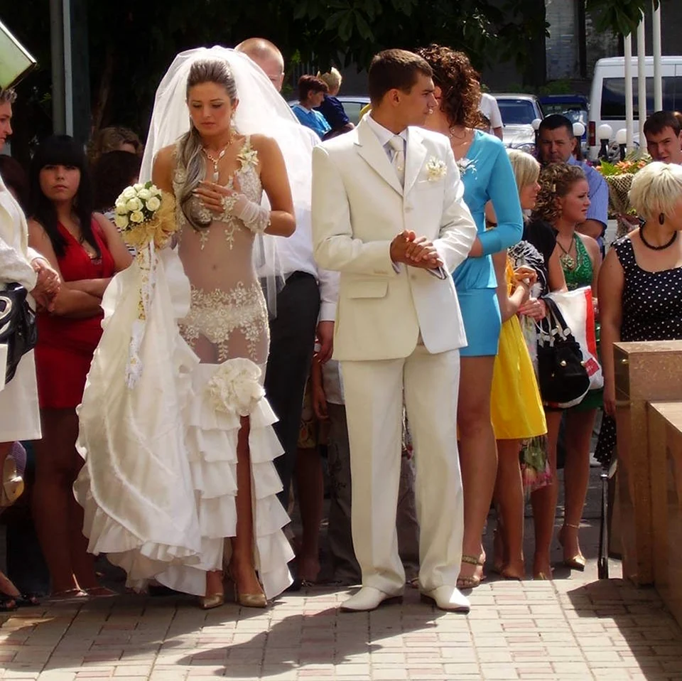 Неудачные Свадебные платья. Прикольная картинка