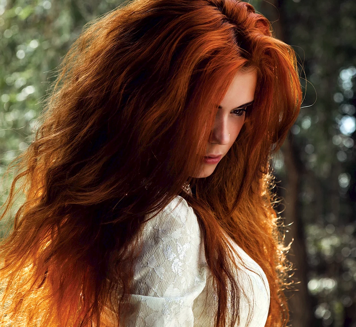 Нина Бернс рыжие волосы. Красивая девушка