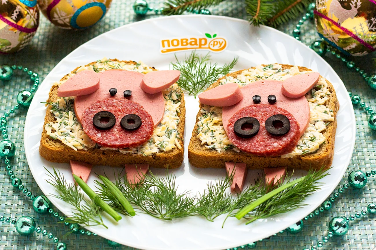 Новогодний бутерброд для детей. Картинка