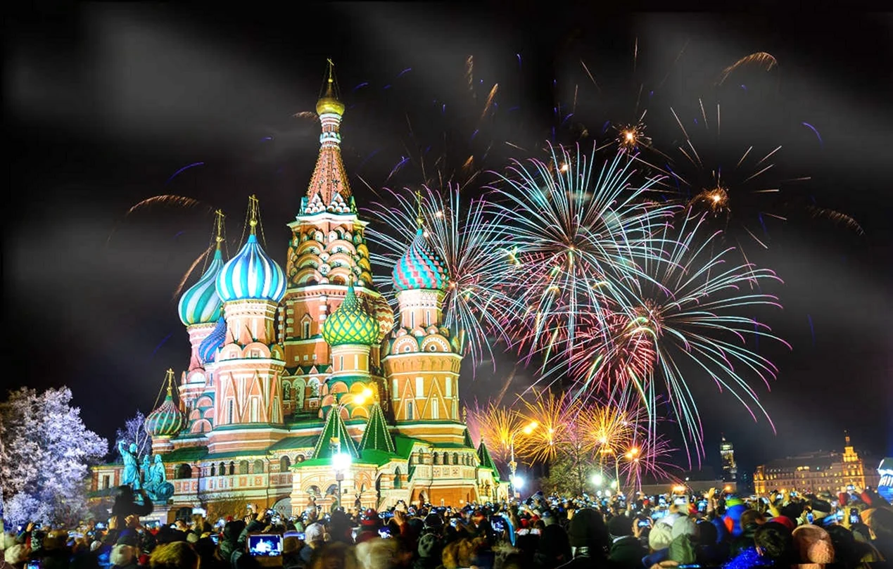 Новогодний салют в Москве 2020. Картинка