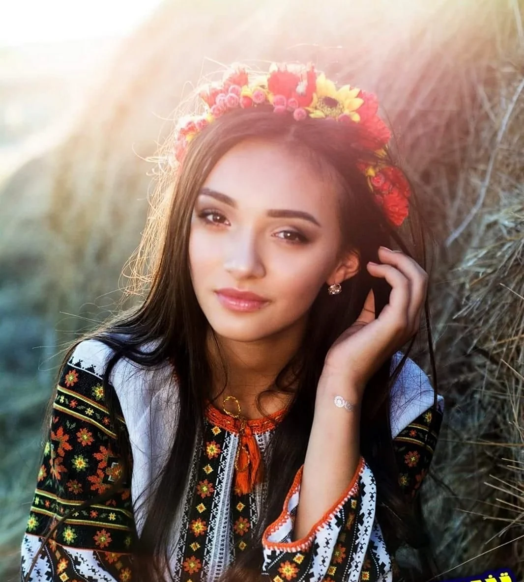 Образ украинской красавицы. Красивая девушка