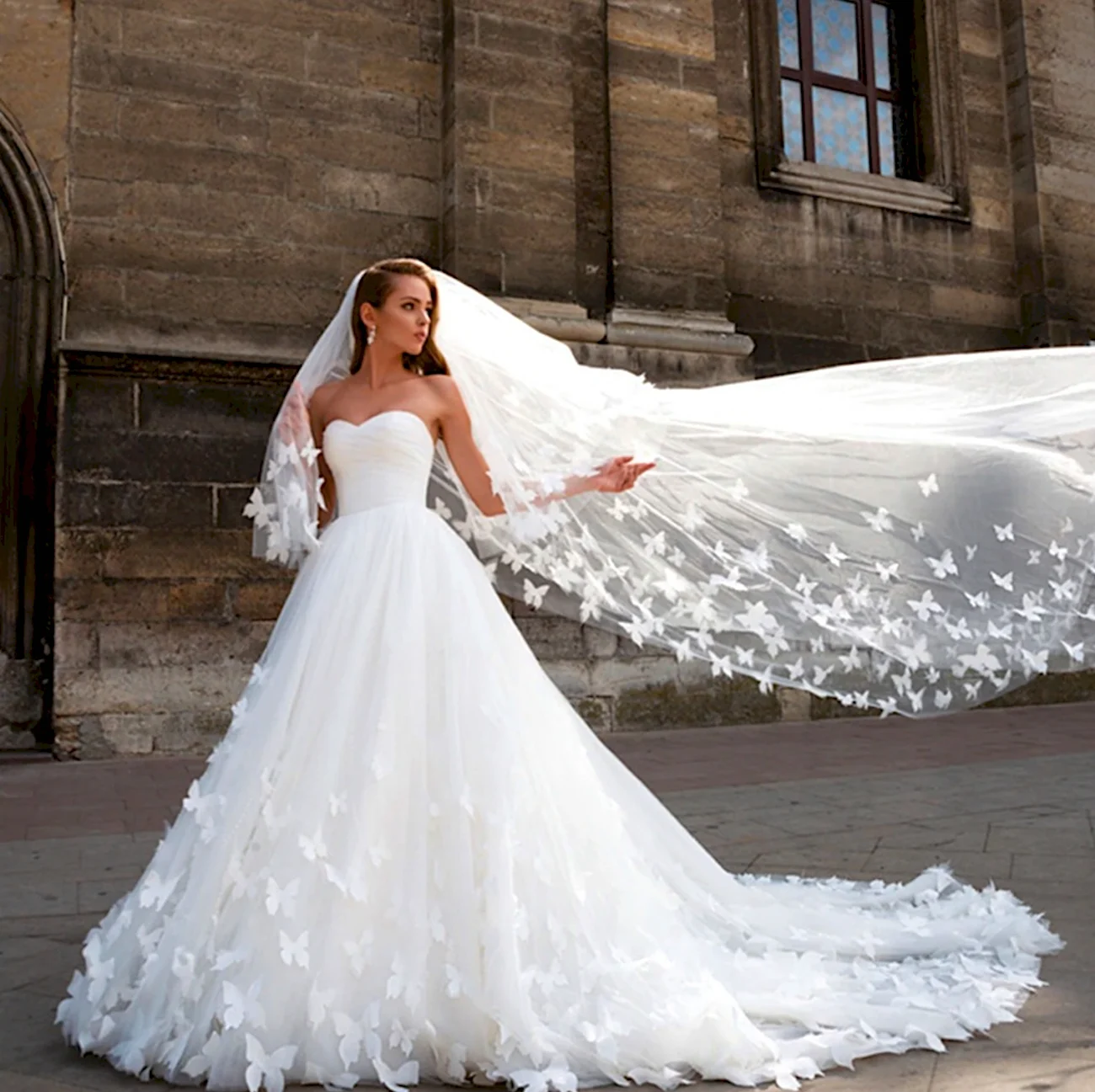 Рейчел Хок свадебное платье. Красивая картинка