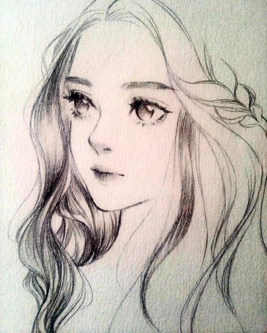 Рисунок девушки карандашом. Красивая девушка