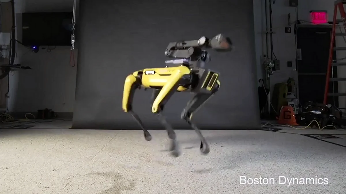 Роботы Бостон Динамикс танцуют. Прикольная картинка