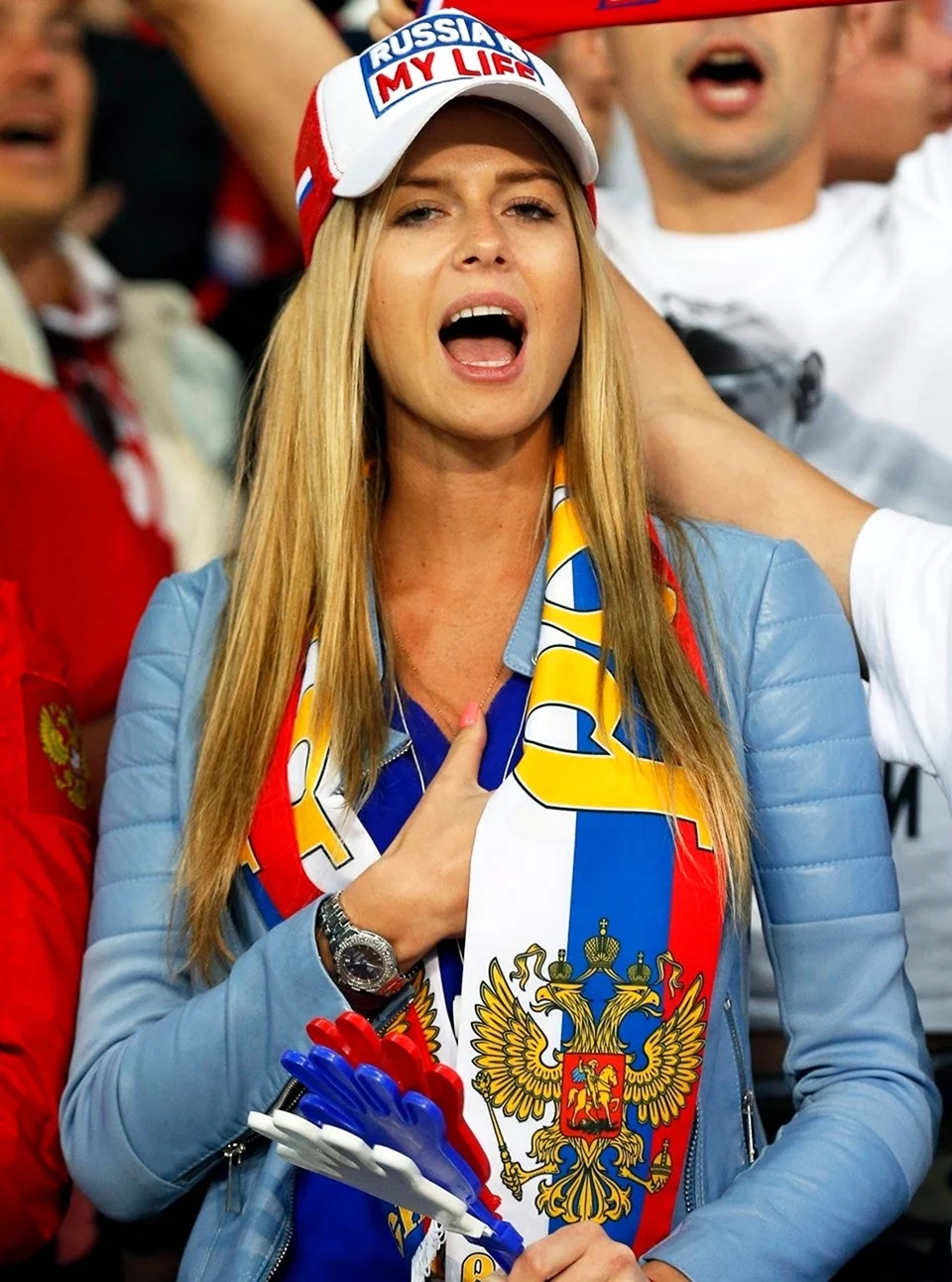 Российские футбольные болельщицы ЧМ 2018. Красивая девушка