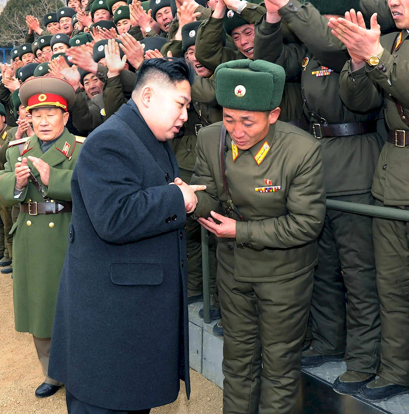 Рост Ким Чен Ына. Прикольная картинка