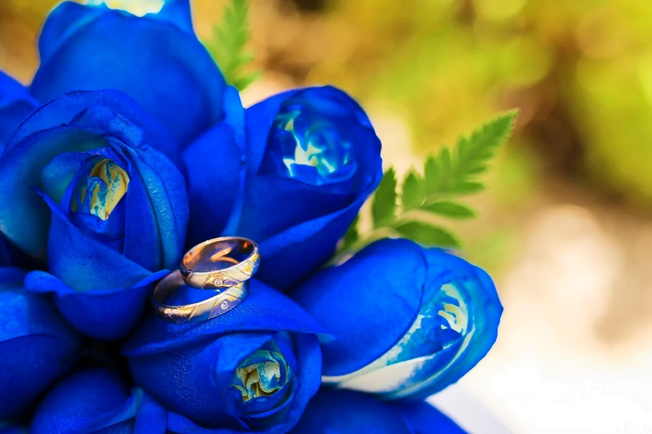 Сапфировые цветы. Поздравление с годовщиной свадьбы