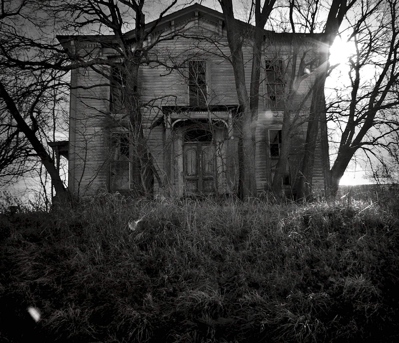Старые дома с привидениями. Картинка