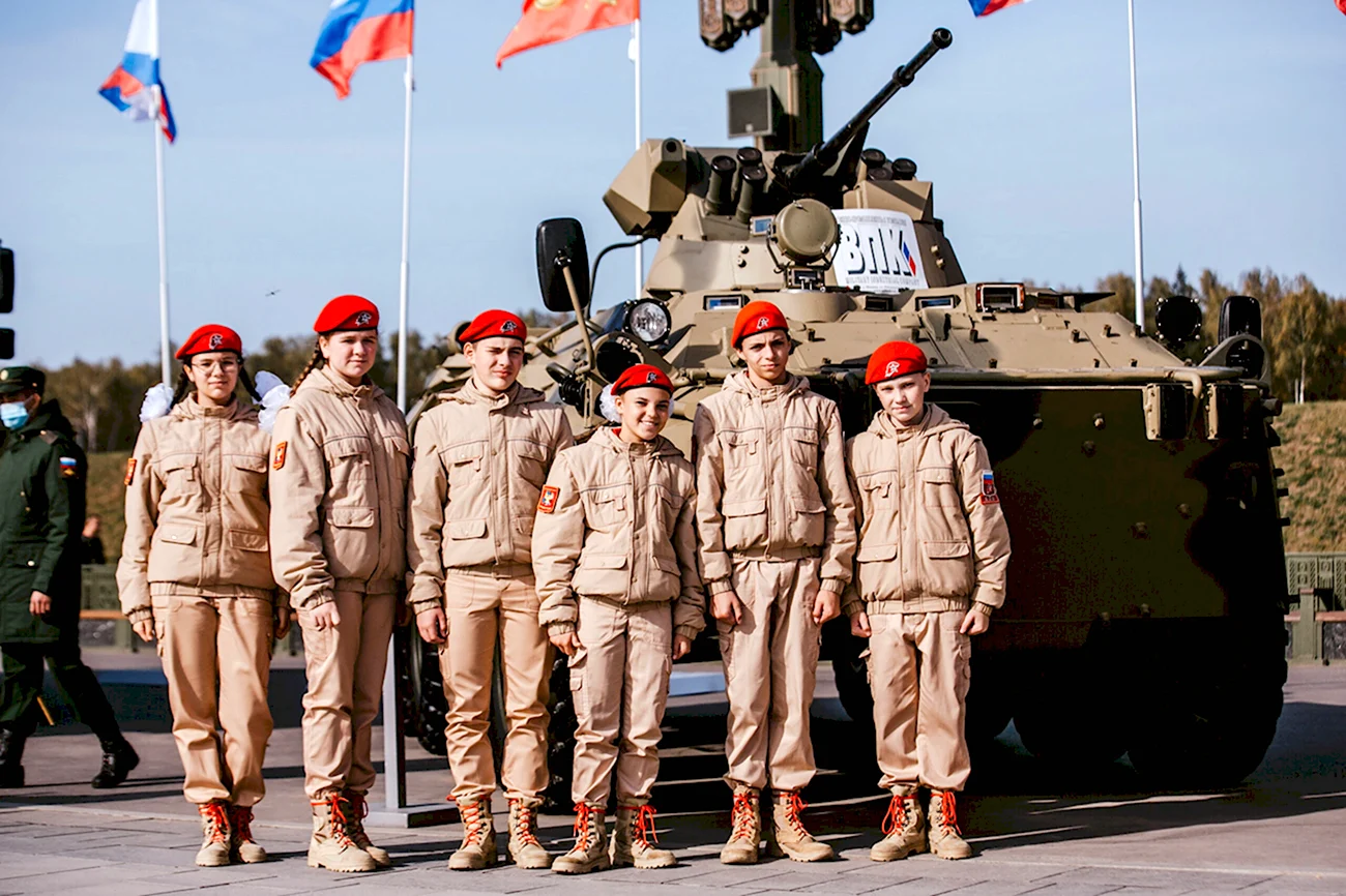 Сухопутные войска Вооруженных сил Российской Федерации. Поздравление