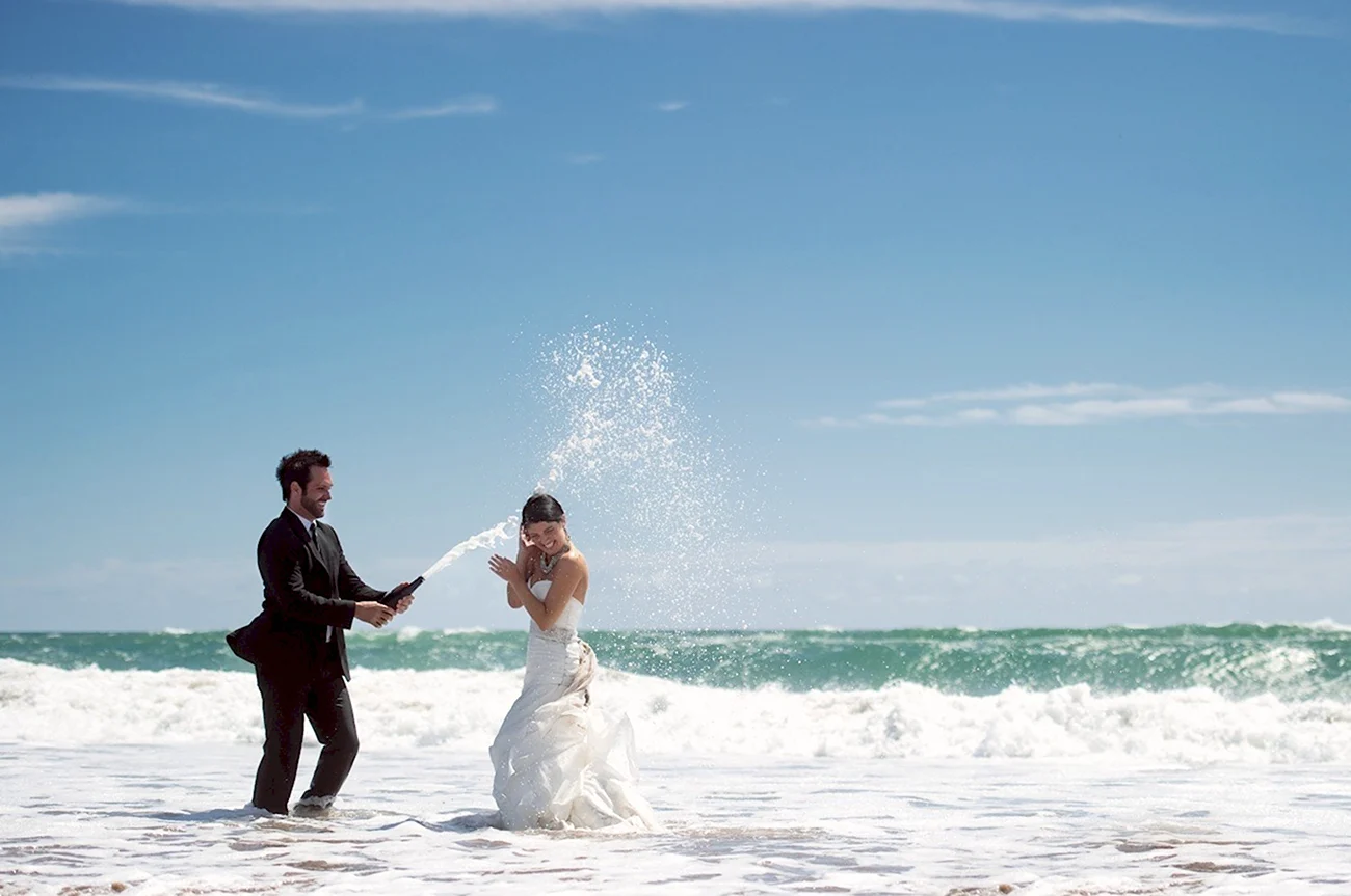 Свадьба на море. Красивая картинка