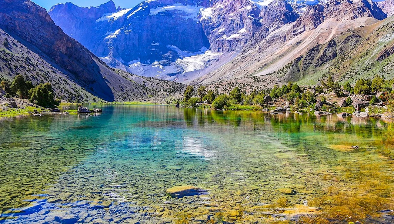 Таджикистан Душанбе горы. Красивая картинка