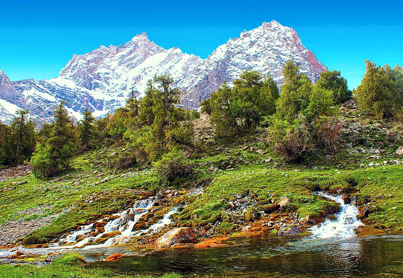 Таджикистан природа горы. Красивая картинка