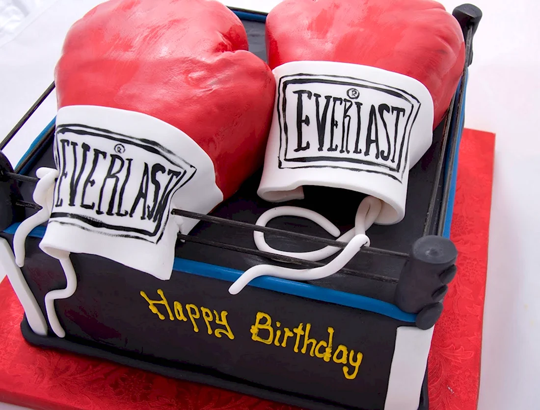 Торт боксерская перчатка. Открытка с днем рождения